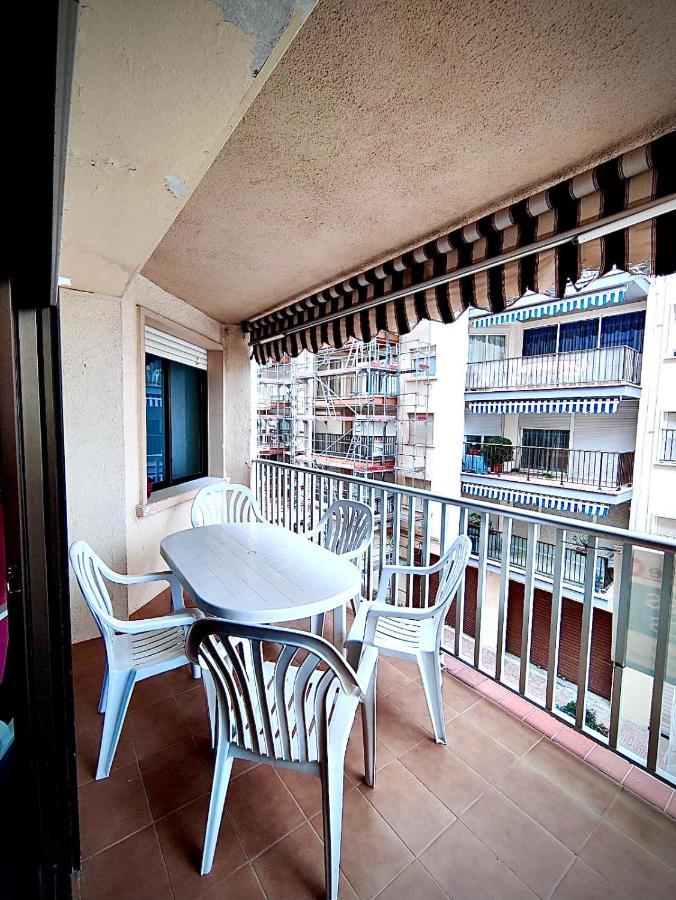 Apartamento Idilico En Primera Linea De Playa Торедембара Екстериор снимка