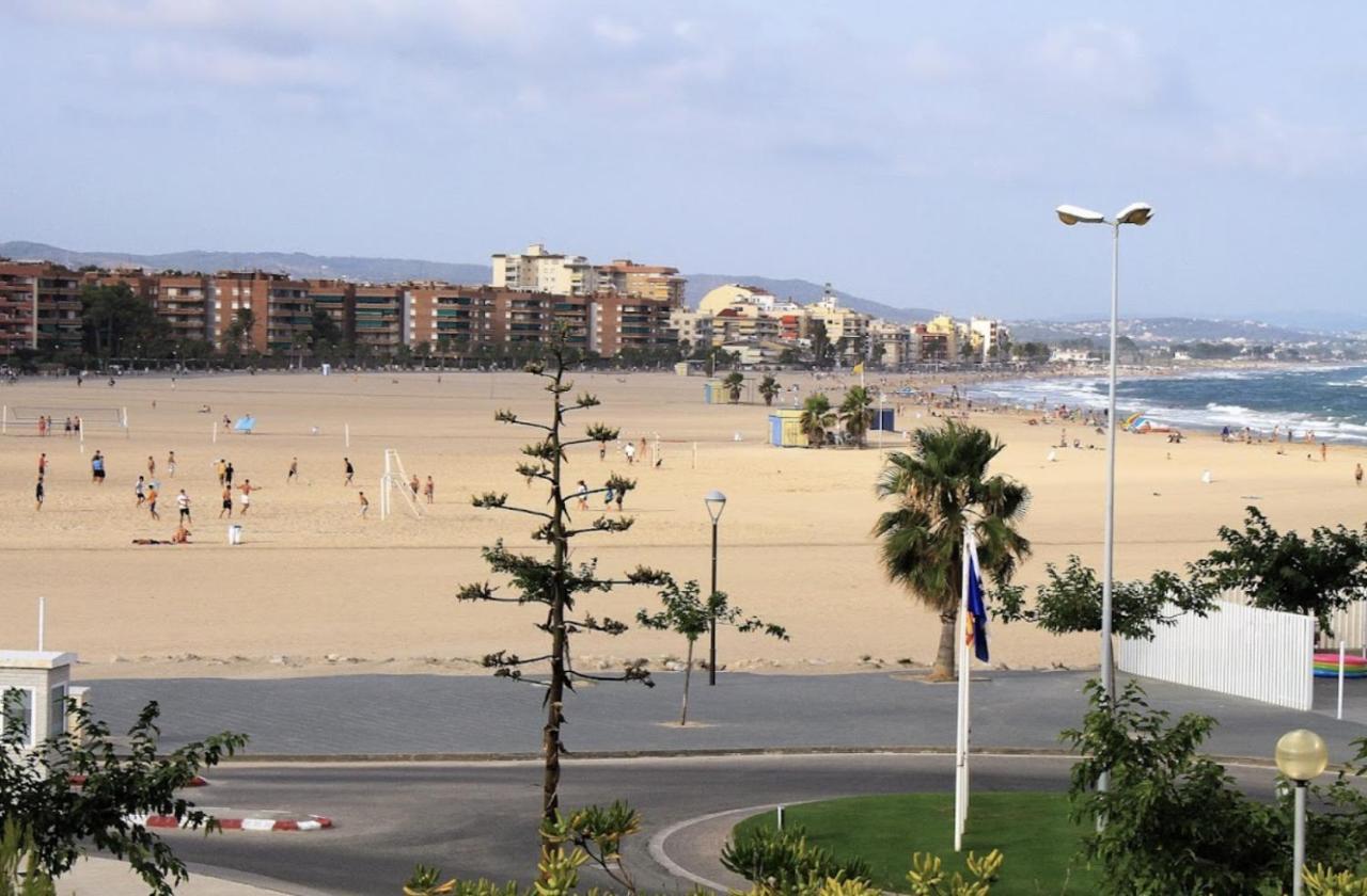 Apartamento Idilico En Primera Linea De Playa Торедембара Екстериор снимка